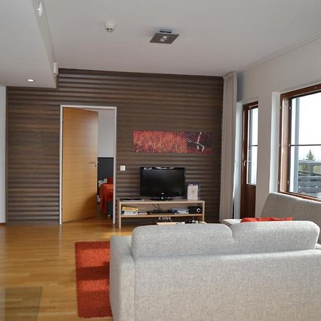 Yllaes Chalets A9206 Talvikaudelle 25-26 Hinta Sisaeltaeae 2Kpl Hissilippuja! Ylläsjärvi Extérieur photo